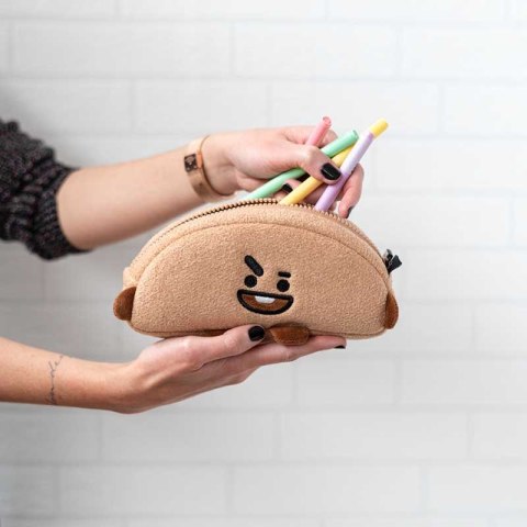 BT21 - Piórnik pluszowy na przybory SHOOKY BT21 - Piórnik pluszowy na przybory SHOOKY