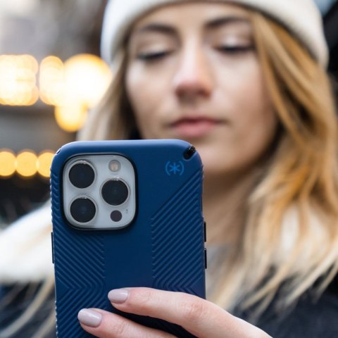 Speck Presidio2 Grip - Antypoślizgowe etui iPhone 15 Plus / 14 Plus (Coastal Blue / Black / White) Speck Presidio2 Grip - Antypoślizgowe etui iPhone 15 Plus / 14 Plus (Coastal Blue / Black / White)