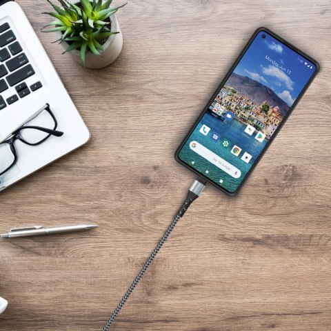 Energizer Ultimate - Kabel połączeniowy USB-A do USB-C 2m (Srebrny) Energizer Ultimate - Kabel połączeniowy USB-A do USB-C 2m (Srebrny)