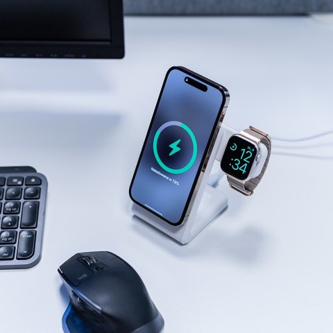 Crong MagSpot Pivot Stand - Ładowarka bezprzewodowa 3w1 z MagSafe do iPhone, Apple Watch i AirPods (biały) Crong MagSpot Pivot Stand - Ładowarka bezprzewodowa 3w1 z MagSafe do iPhone, Apple Watch i AirPods (biały)