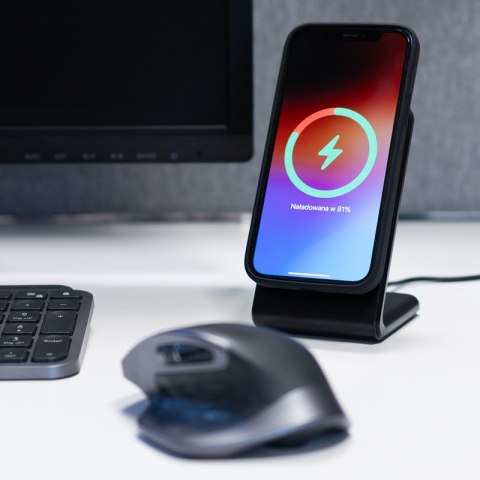 Crong MagSpot Pivot Stand - Ładowarka bezprzewodowa 3w1 z MagSafe do iPhone, Apple Watch i AirPods (czarny) Crong MagSpot Pivot Stand - Ładowarka bezprzewodowa 3w1 z MagSafe do iPhone, Apple Watch i AirPods (czarny)
