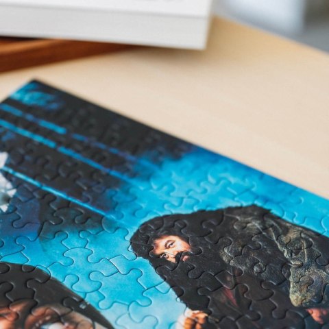 Harry Potter - Puzzle 500 elementów w ozdobnym pudełku (Harry Potter i Kamień Filozoficzny) Harry Potter - Puzzle 500 elementów w ozdobnym pudełku (Harry Potter i Kamień Filozoficzny)