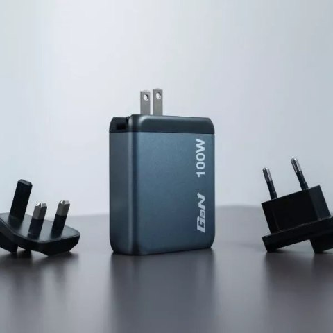 4kom.pl Ładowarka sieciowa Verbatim GaN 100W 3xUSB-C/USB-A + Adapter 4kom.pl Ładowarka sieciowa Verbatim GaN 100W 3xUSB-C/USB-A + Adapter