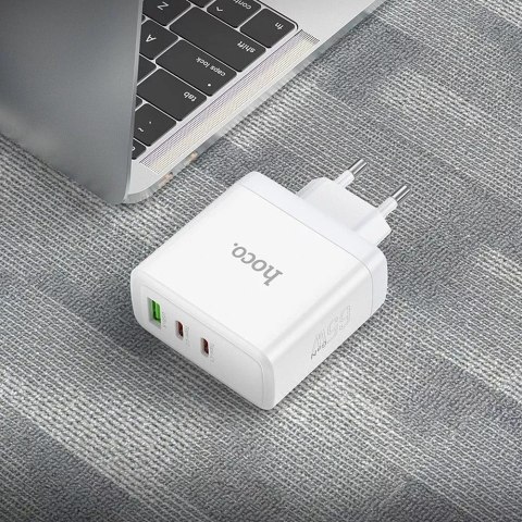 Hoco Ładowarka sieciowa HOCO 2 x Typ C + USB A QC PD 65W GaN Biała Hoco Ładowarka sieciowa HOCO 2 x Typ C + USB A QC PD 65W GaN Biała