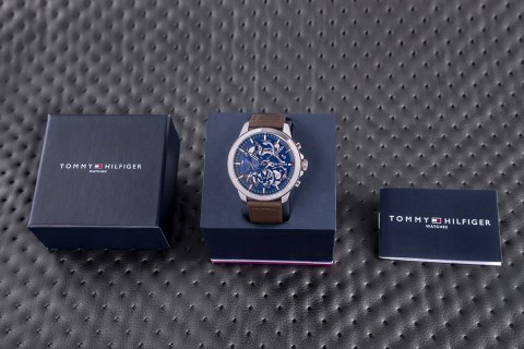Tommy Hilfiger Zegarek Męski Tommy Hilfiger Henry 1710476 + BOX Tommy Hilfiger Zegarek Męski Tommy Hilfiger Henry 1710476 + BOX