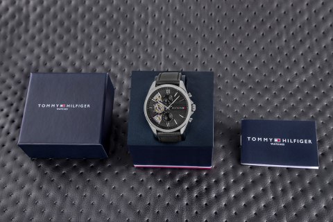 Tommy Hilfiger Zegarek Męski Tommy Hilfiger Baker Open Heart 1710644 + BOX Tommy Hilfiger Zegarek Męski Tommy Hilfiger Baker Open Heart 1710644 + BOX