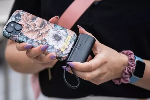 Forcell FORCELL F-ENERGY Power Plug F5K3 Powerbank z Wbudowanym Złączem Lightning PD 20W 5000 mAh Czarny Forcell FORCELL F-ENERGY Power Plug F5K3 Powerbank z Wbudowanym Złączem Lightning PD 20W 5000 mAh Czarny
