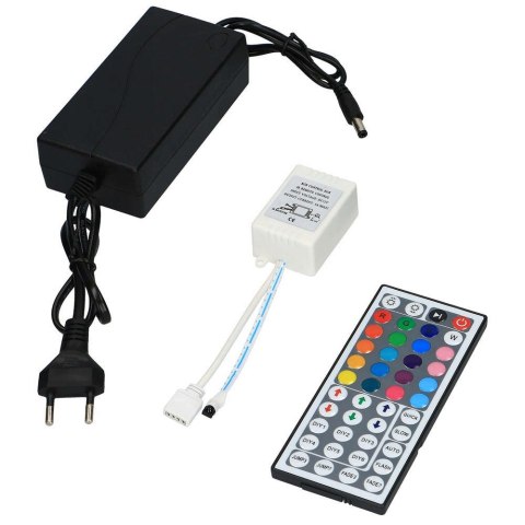 4kom.pl Taśma LED RGB kolorowa 5m 50x50 Wodoodporna IP65 MultiChip duży pilot 44 przyciski 4kom.pl Taśma LED RGB kolorowa 5m 50x50 Wodoodporna IP65 MultiChip duży pilot 44 przyciski