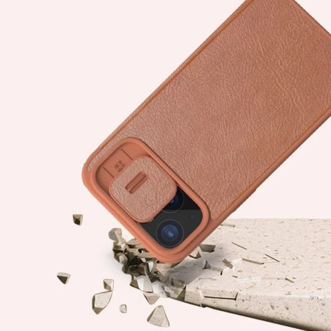 Nillkin Skórzane etui z klapką osłoną aparatu do iPhone 15 Pro Max Nillkin Qin Pro Leather - czarne Nillkin Skórzane etui z klapką osłoną aparatu do iPhone 15 Pro Max Nillkin Qin Pro Leather - czarne