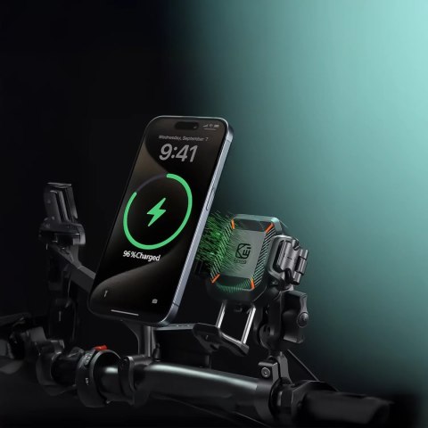 Kewig Uchwyt Motocyklowy na kierownicę KEWIG M33-A1 na telefon z ładowarką Qi 15W + PD 30W USB-C z systemem przeciwwstrząsowym na moto Kewig Uchwyt Motocyklowy na kierownicę KEWIG M33-A1 na telefon z ładowarką Qi 15W + PD 30W USB-C z systemem przeciwwstrząsowym na moto