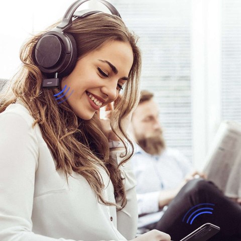 UGreen Adapter audio Bluetooth 5.0 UGREEN CM279, aptX (czarny) UGreen Adapter audio Bluetooth 5.0 UGREEN CM279, aptX (czarny)