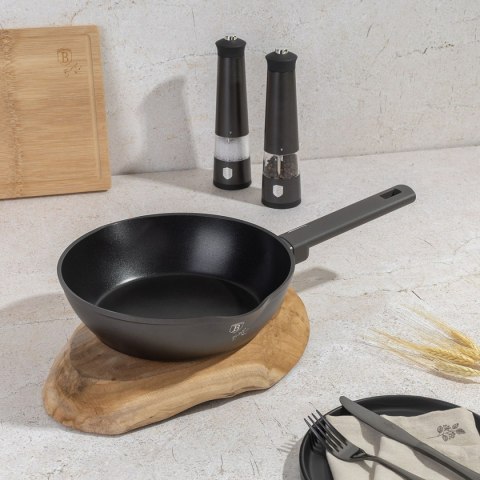 BERLINGER HAUS GŁĘBOKA PATELNIA TYTANOWA 24cm BERLINGER HAUS BH-8120 ANTRACIT BERLINGER HAUS GŁĘBOKA PATELNIA TYTANOWA 24cm BERLINGER HAUS BH-8120 ANTRACIT