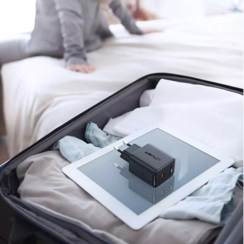 Acefast Acefast szybka ładowarka sieciowa USB Typ C 20W Power Delivery biały (A1 EU white) Acefast Acefast szybka ładowarka sieciowa USB Typ C 20W Power Delivery biały (A1 EU white)