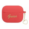 Guess Guess GUAPLSCHSR AirPods Pro cover czerwony/red Silicone Charm Heart Collection