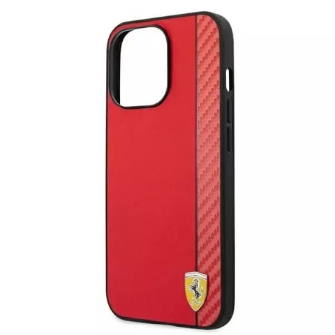 Ferrari Etui na telefon Ferrari iPhone 13 Pro Max 6,7" czerwony/red hardcase On Track Carbon Stripe Ferrari Etui na telefon Ferrari iPhone 13 Pro Max 6,7" czerwony/red hardcase On Track Carbon Stripe