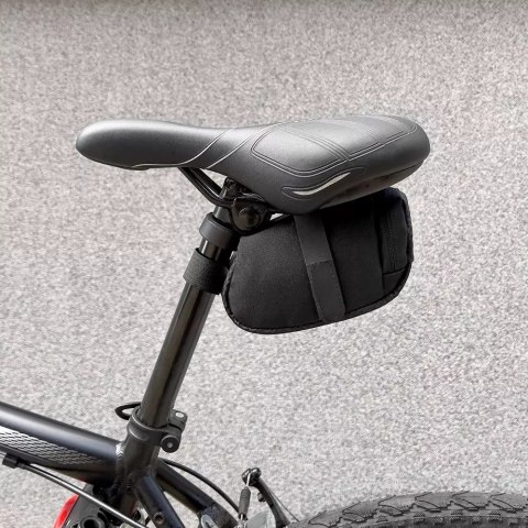 Wozinsky Wozinsky mała torba rowerowa pod siodełko 0,6 l czarny (WBB8BK black) Wozinsky Wozinsky mała torba rowerowa pod siodełko 0,6 l czarny (WBB8BK black)